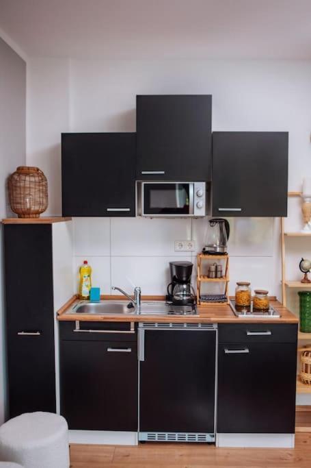 Sunny & Cozy - Netflix - Wifi - City - 4 Person Essen Bagian luar foto